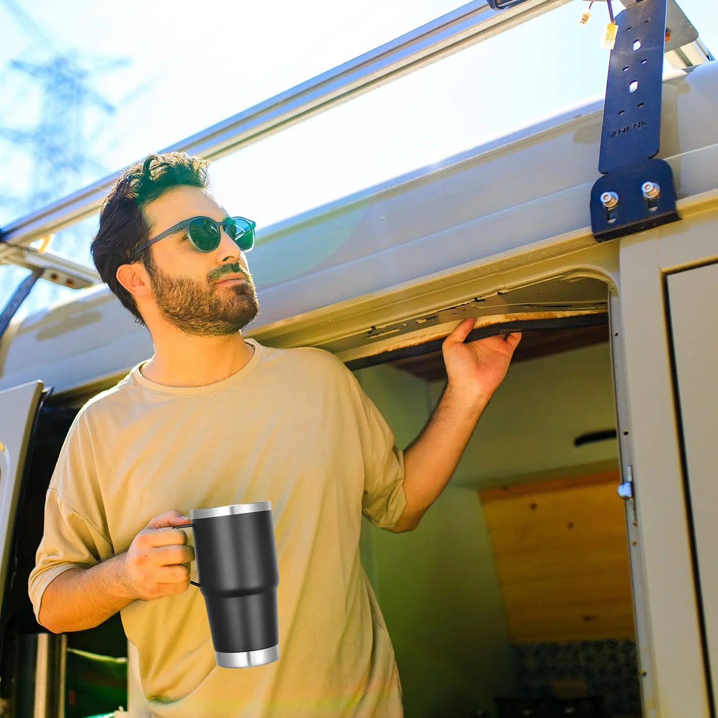 30oz Handle Travel Tumbler
